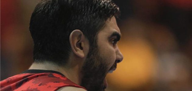 خاص | الأهلي يمدد تعاقد عمر طارق لاعب فريق السلة